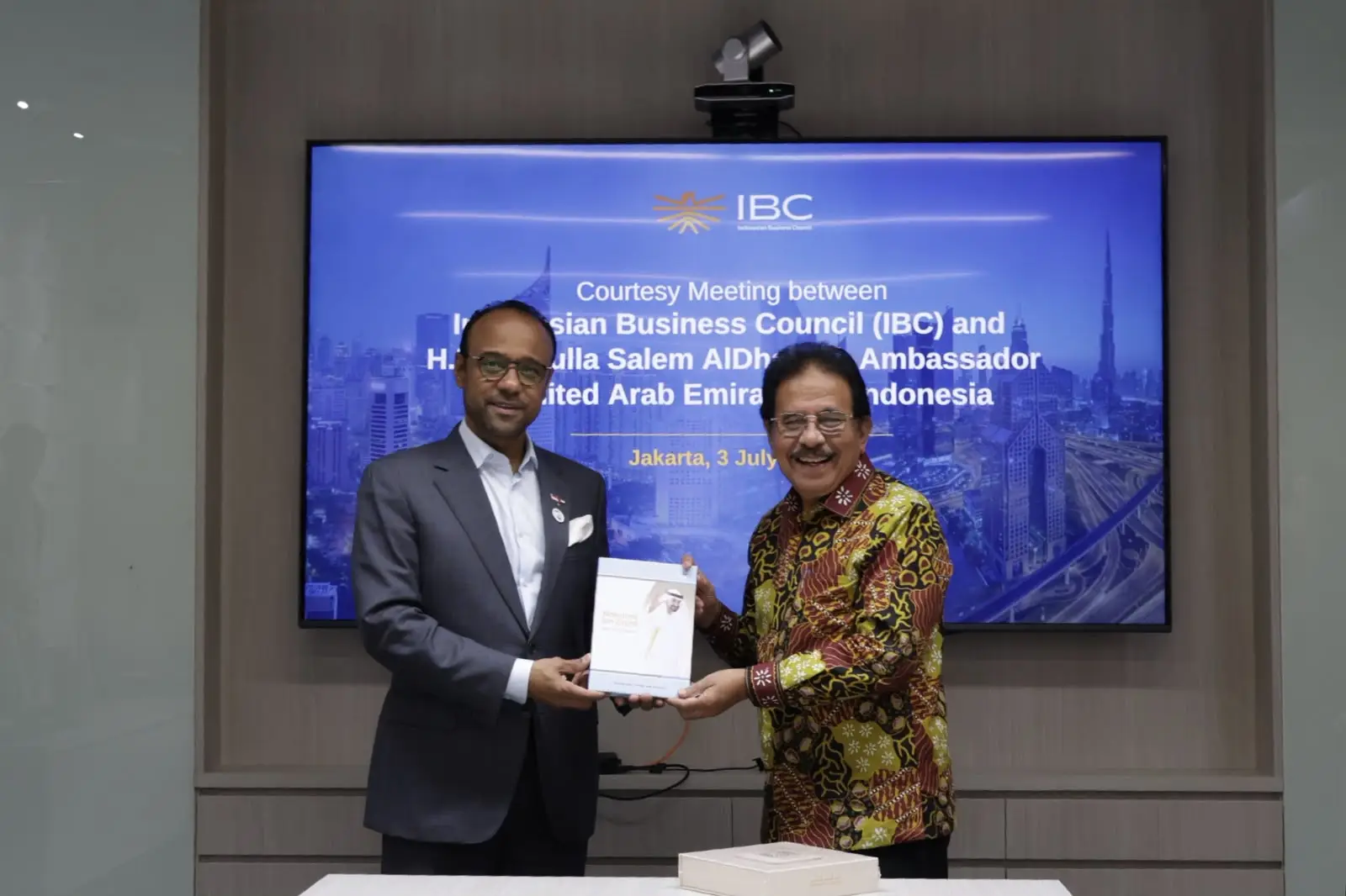 IBC Welcomes UAE Ambassador in Courtesy Visit, Discusses Prospects for Closer Cooperation